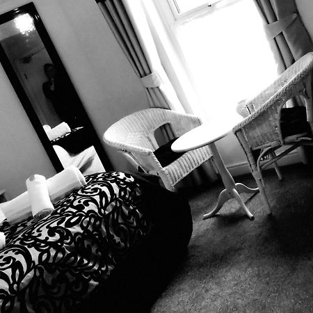 The Heidi Bed & Breakfast Southport Habitación foto