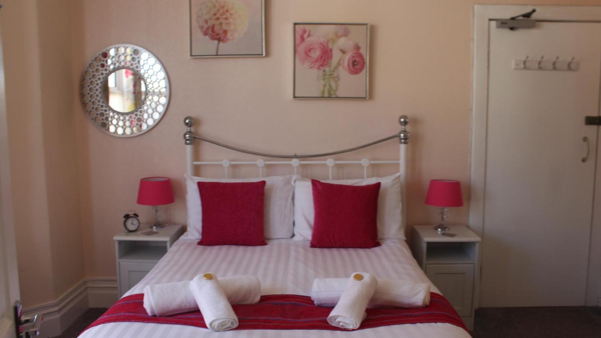 The Heidi Bed & Breakfast Southport Habitación foto